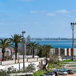 Elegant Flat With Balcony In By Hostwise アパート ラゴス