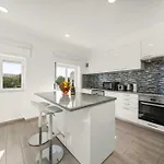 Elegant Flat With Balcony In By Hostwise Lagos