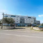 Elegant Flat With Balcony In By Hostwise *